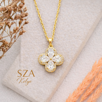 14 Ayar Altın Kaplama Yonca Taşlı Kolye