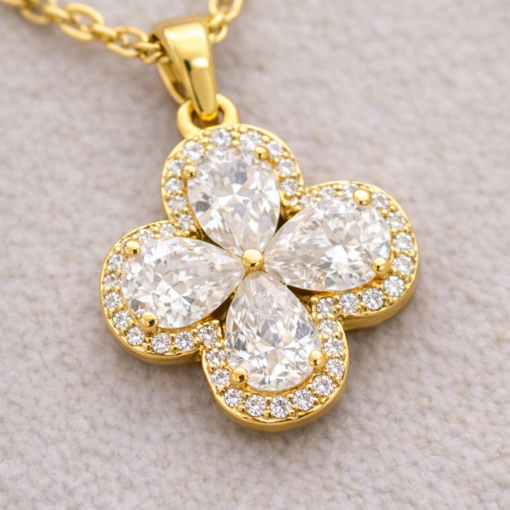 14 Ayar Altın Kaplama Yonca Taşlı Kolye